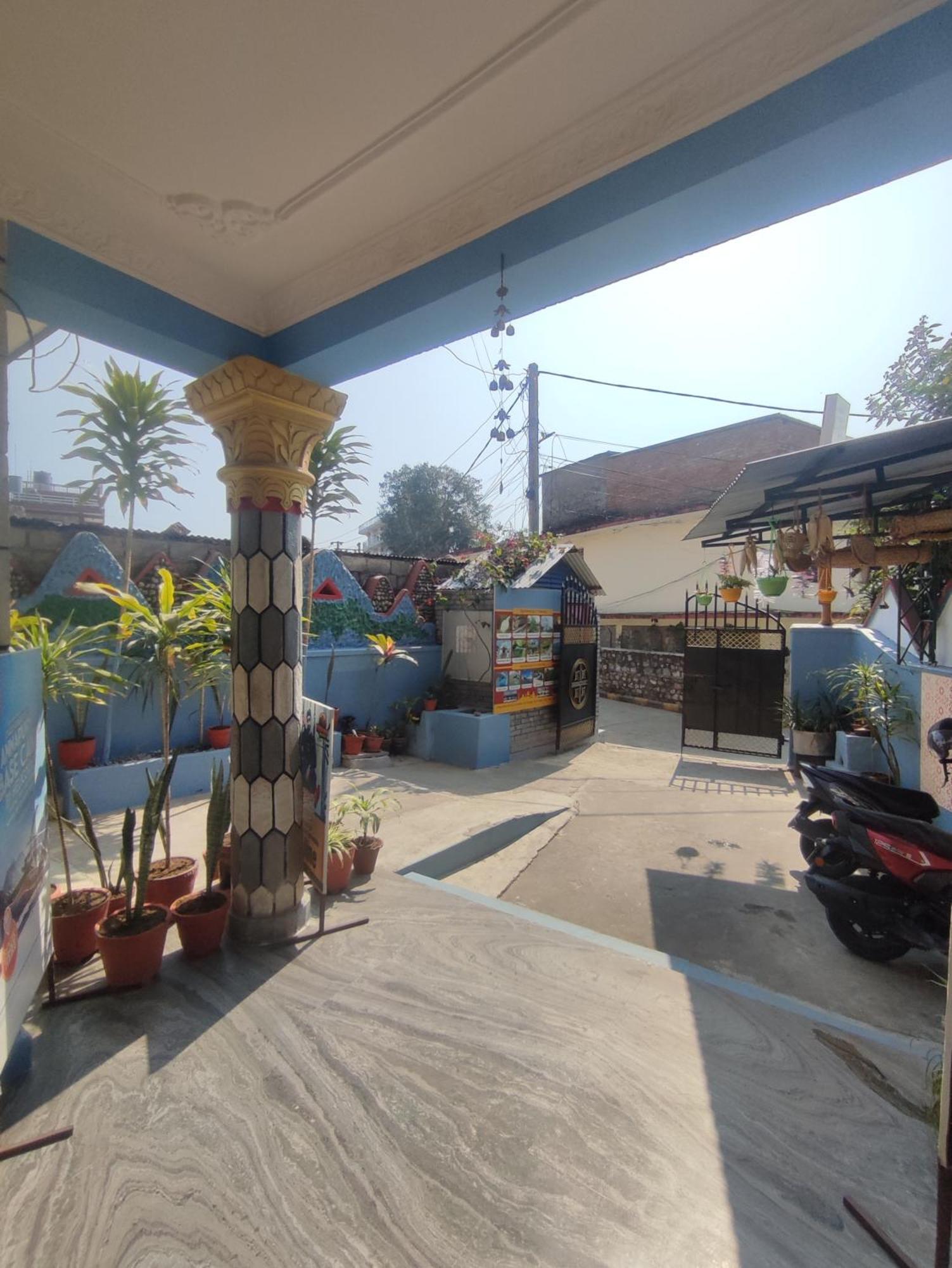 Krishna Inn Pokhara Luaran gambar