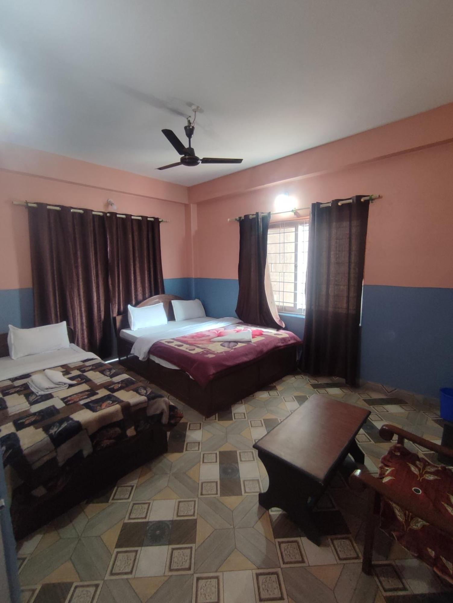Krishna Inn Pokhara Luaran gambar