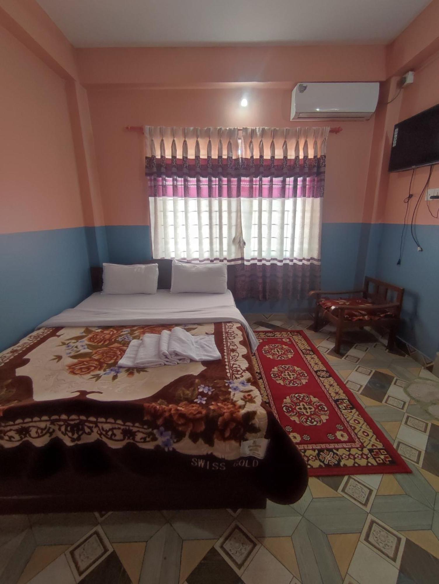 Krishna Inn Pokhara Luaran gambar