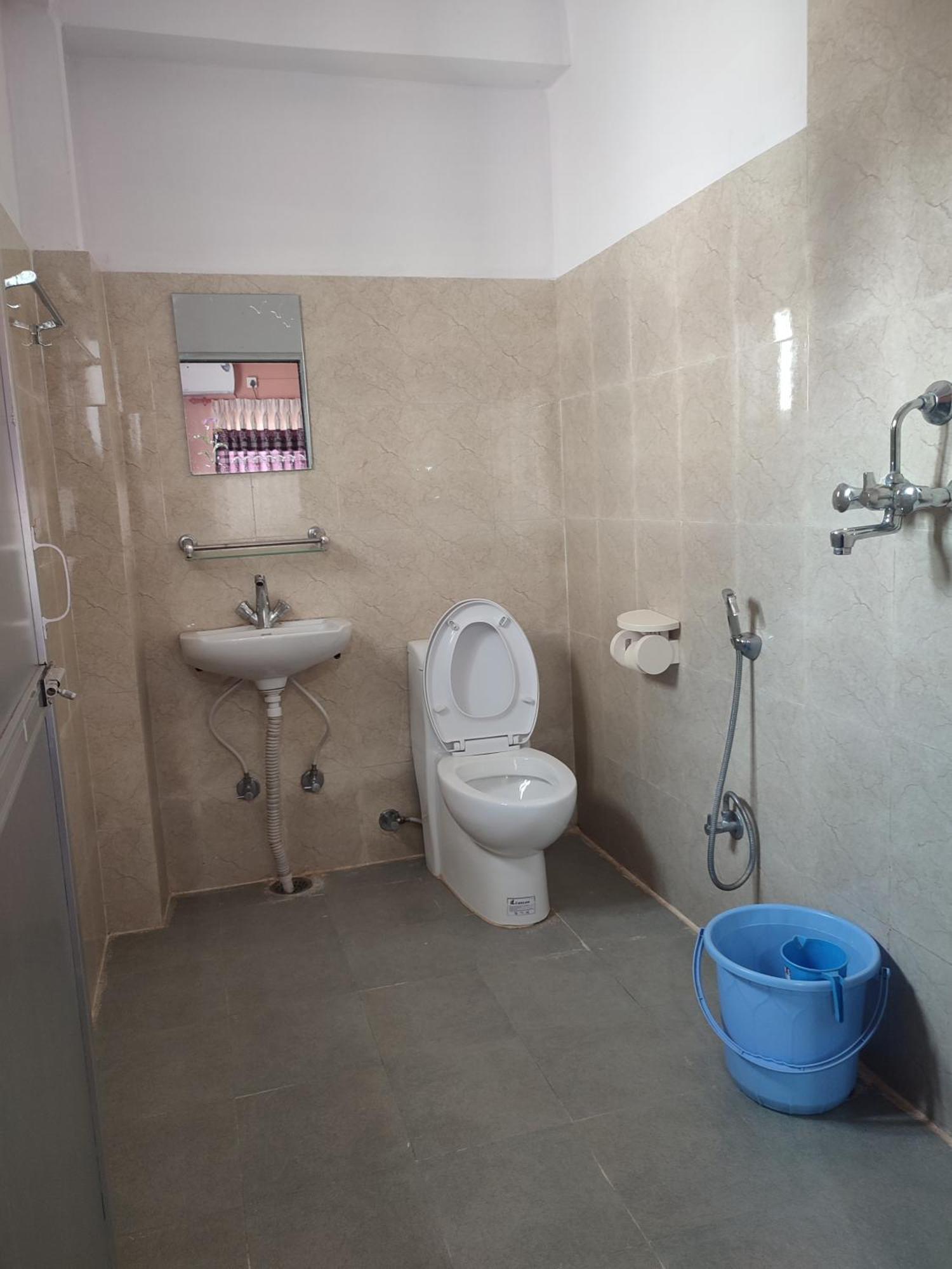 Krishna Inn Pokhara Luaran gambar