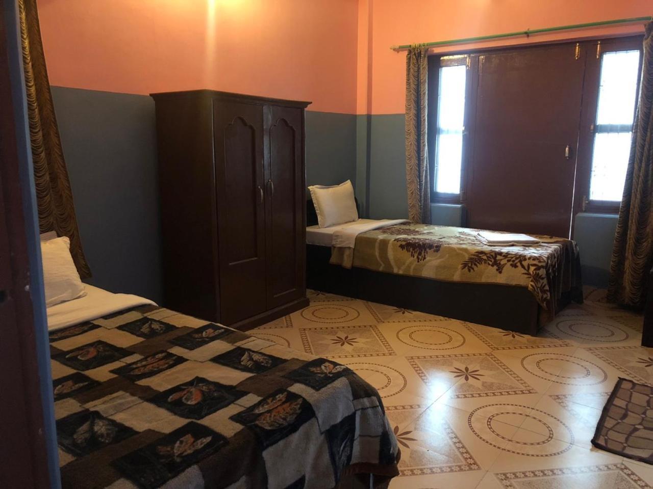 Krishna Inn Pokhara Luaran gambar