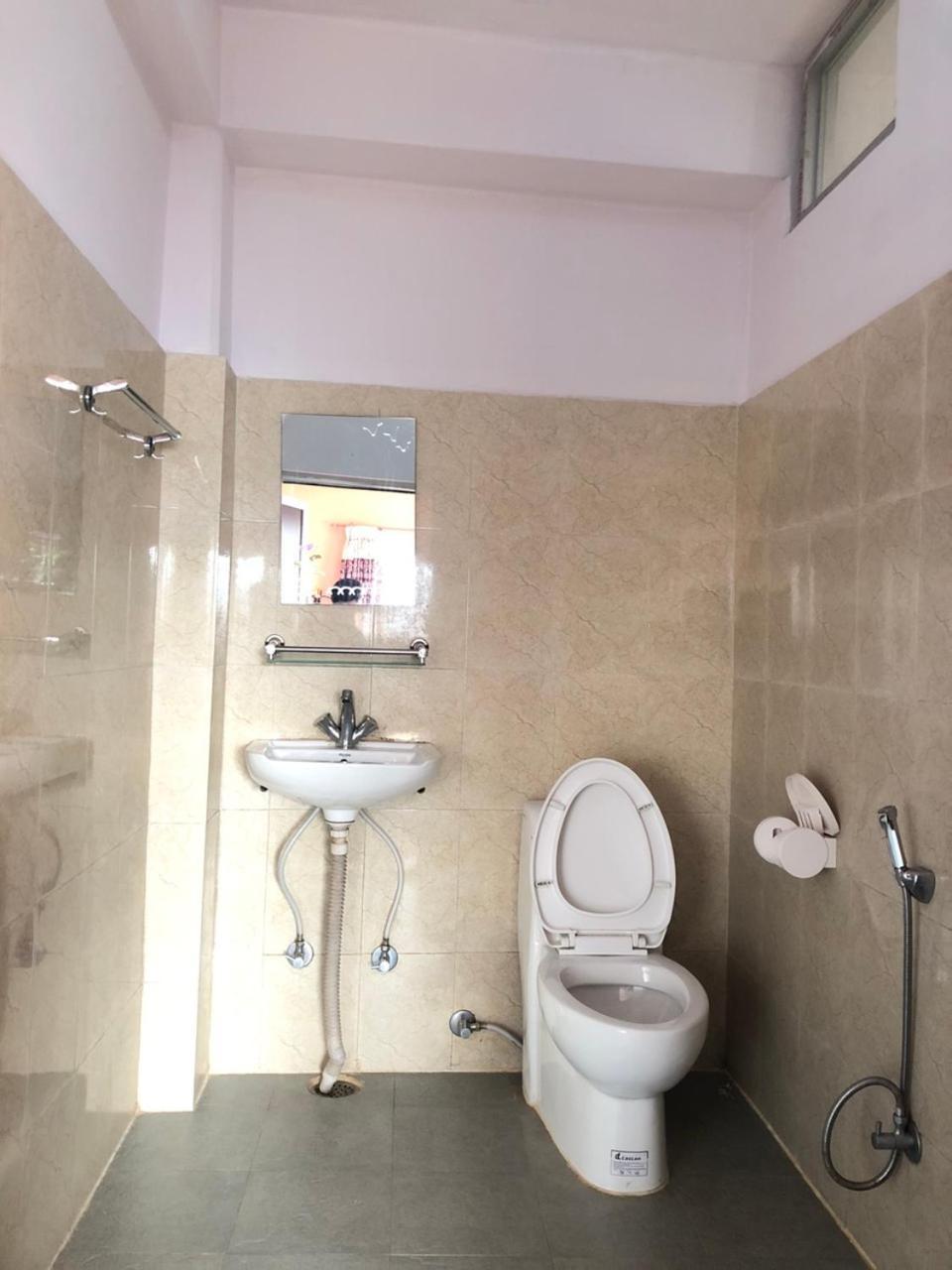 Krishna Inn Pokhara Luaran gambar